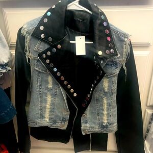 Leather & denim plaid convertible jacket. Size M
